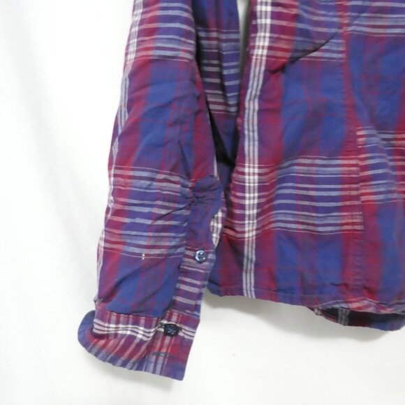 GEORGE | medium | Classic Plaid Button-Up Shirt - Picture 12 of 14